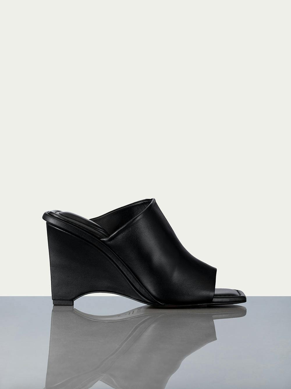 shoe side view
